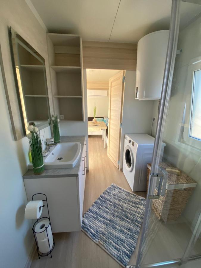 Amore Del Mare, Seaside Family Pace, Free Parking And Wifi In Camp Dalmatino Drage Extérieur photo