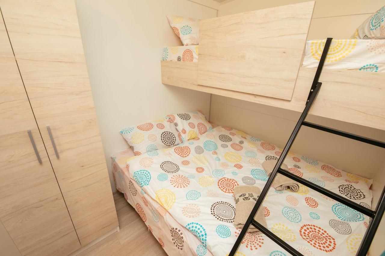 Amore Del Mare, Seaside Family Pace, Free Parking And Wifi In Camp Dalmatino Drage Extérieur photo